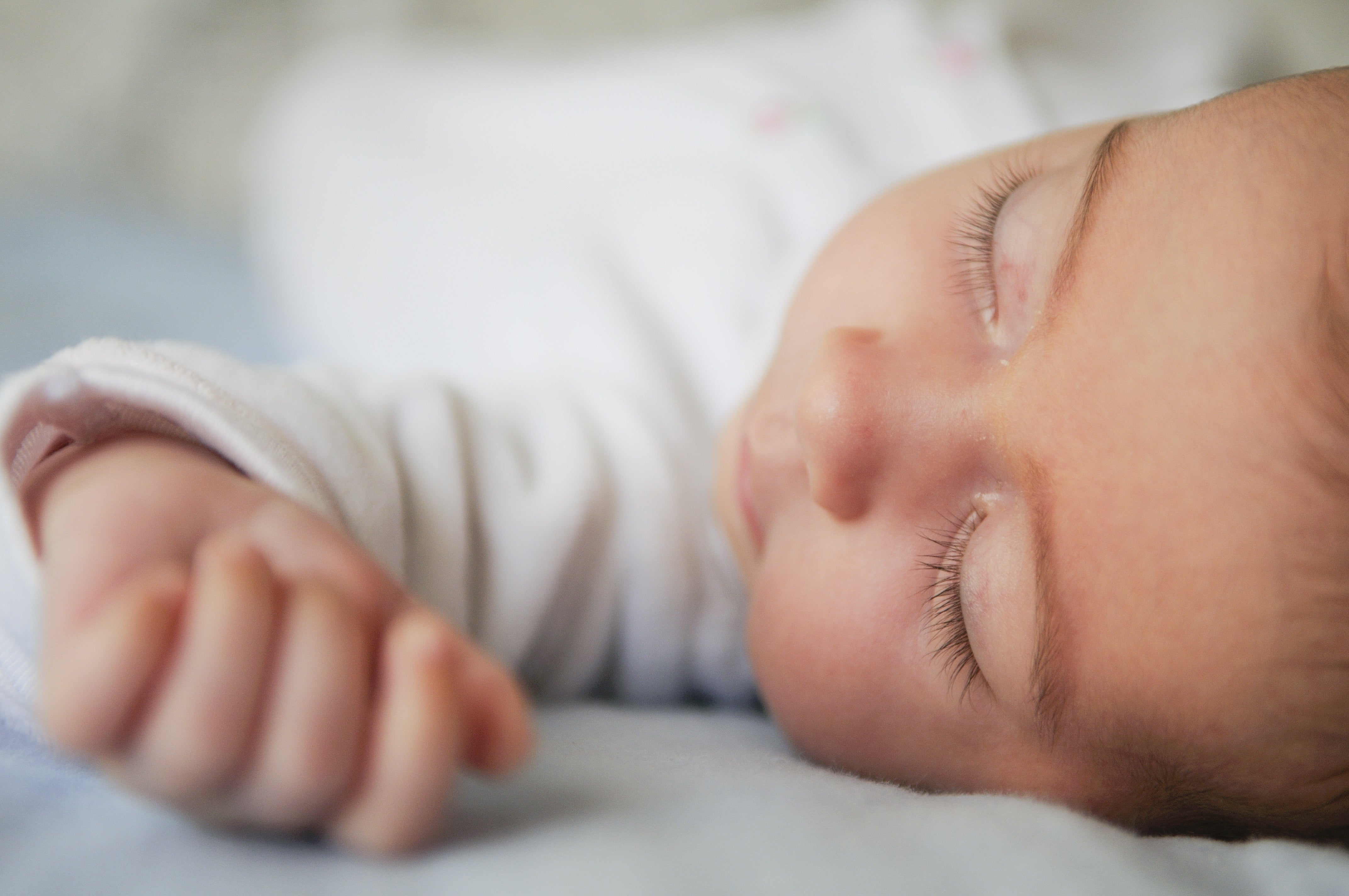 How to Maximize Sleep with a New Baby